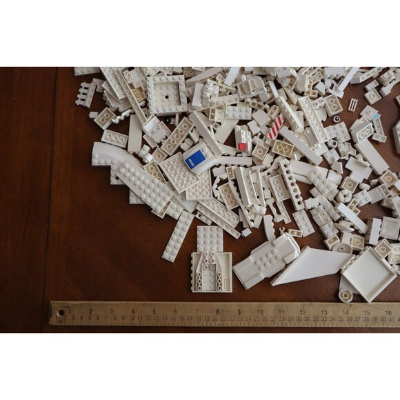 2 lbs. Pounds 9oz Mixed Lot Lego Bulk White Bricks Pieces Plates Blocks READ - Picture 3 of 12